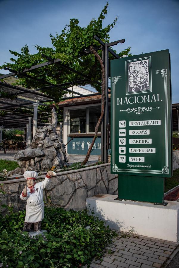 Nacional Μοτέλ Τρέμπινιε Εξωτερικό φωτογραφία